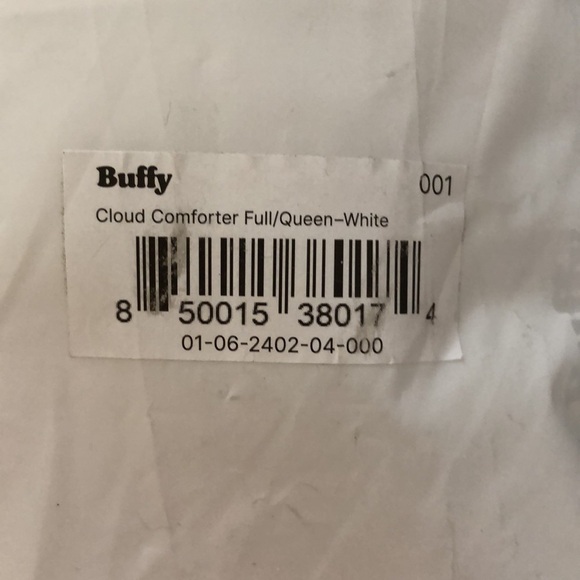 Buffy Cloud Comforter Full/Queen White NWT - Picture 6 of 8